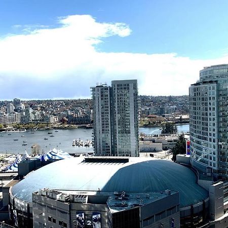 Appartamento Downtown 3Br/2Ba+Views+Skytrain+Free Parking Vancouver Esterno foto